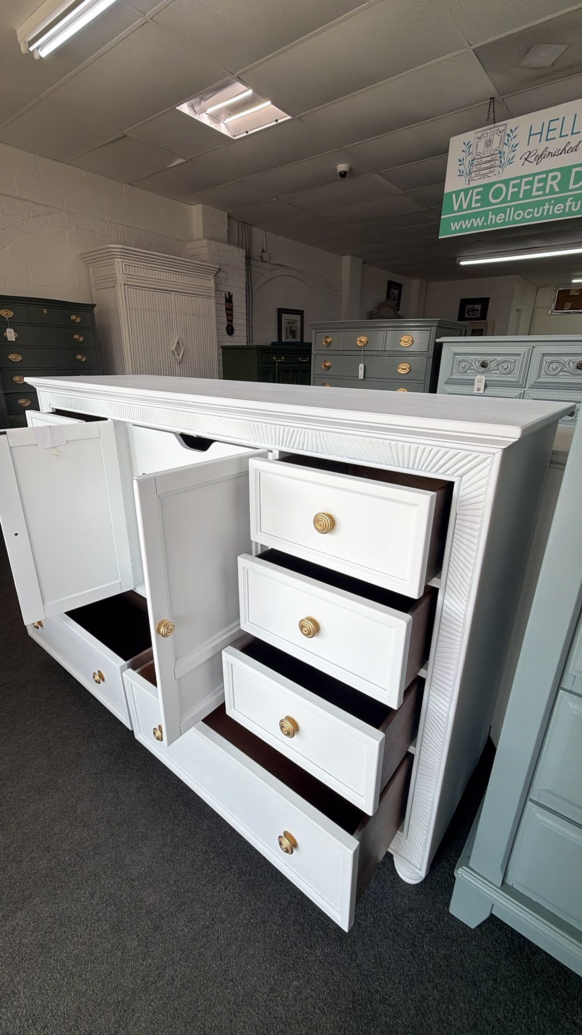 Cindy Crawford white lacquered dresser