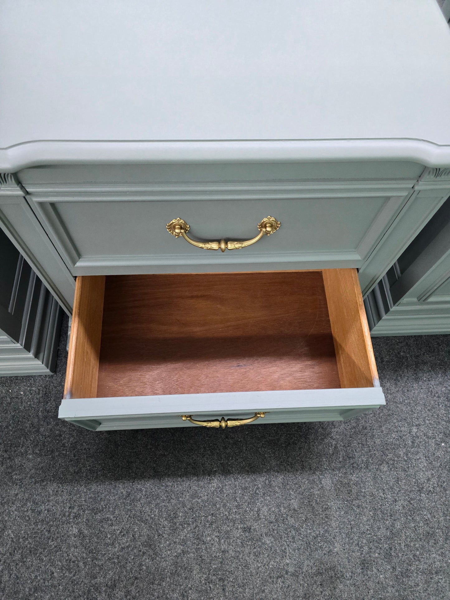 Bassett vintage green gray pair of nightstands