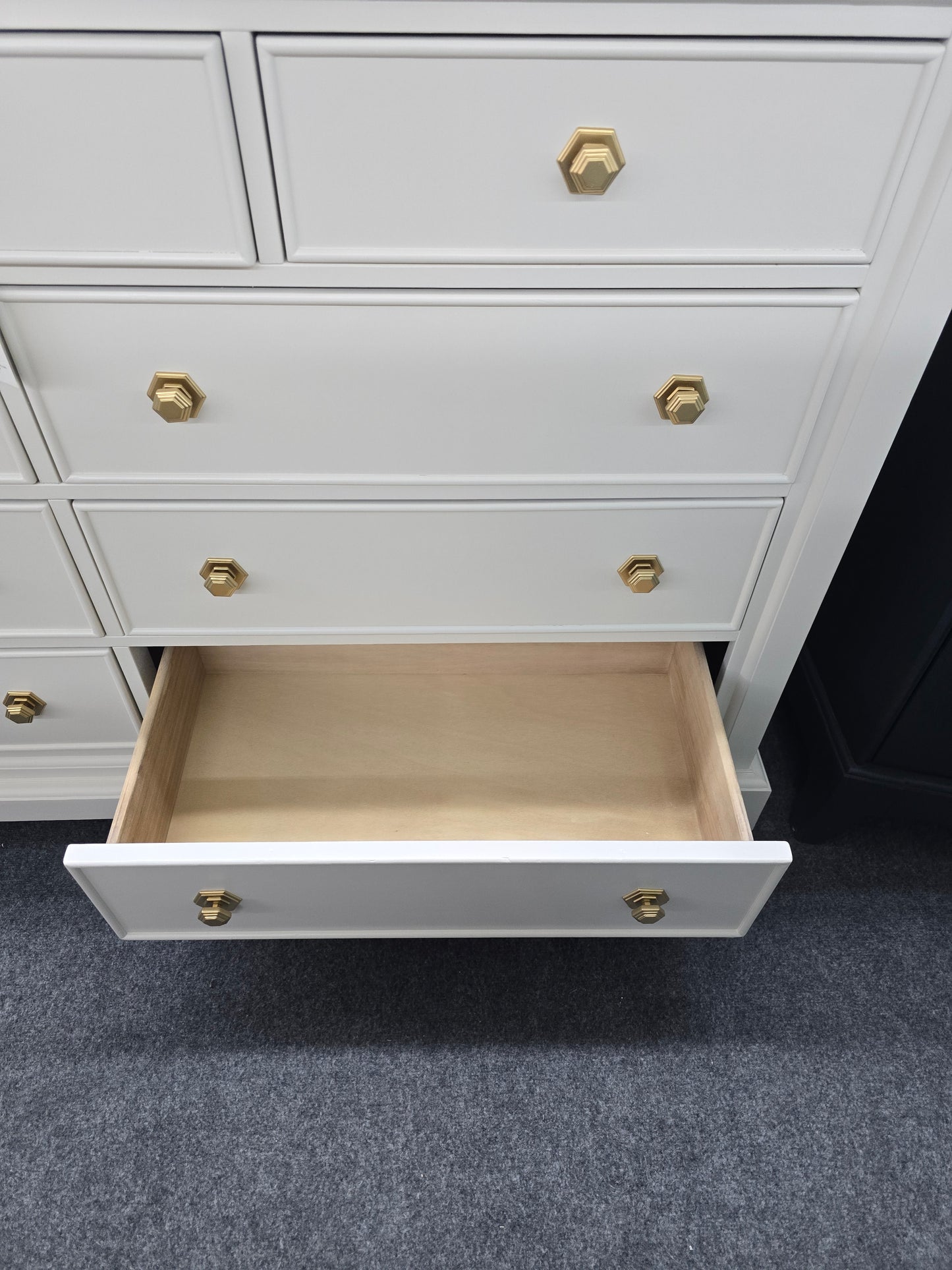 9 drawers off white dresser