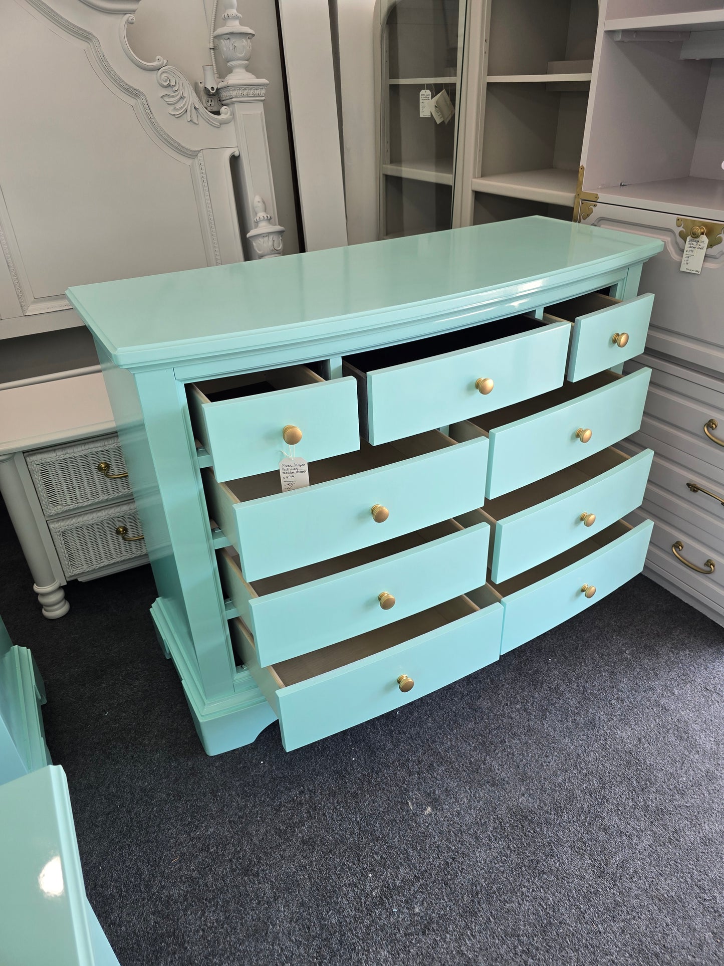 Green lacquer medium dresser