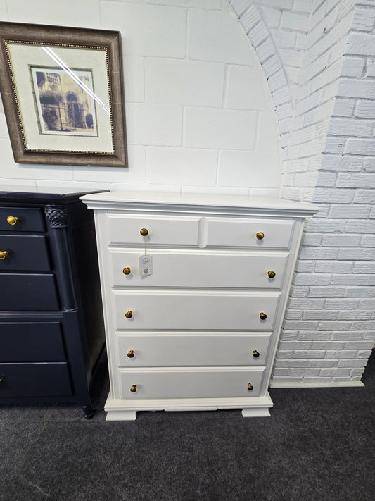Cute off white Kincaid chest