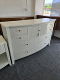 Alabaster 8 drawers 2 doors dresser
