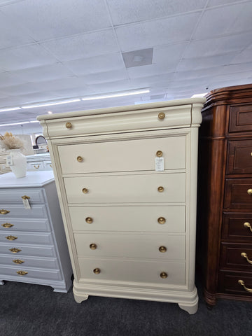 Tall beige 6 drawers chest