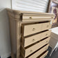 Beige lacquered cute  chest