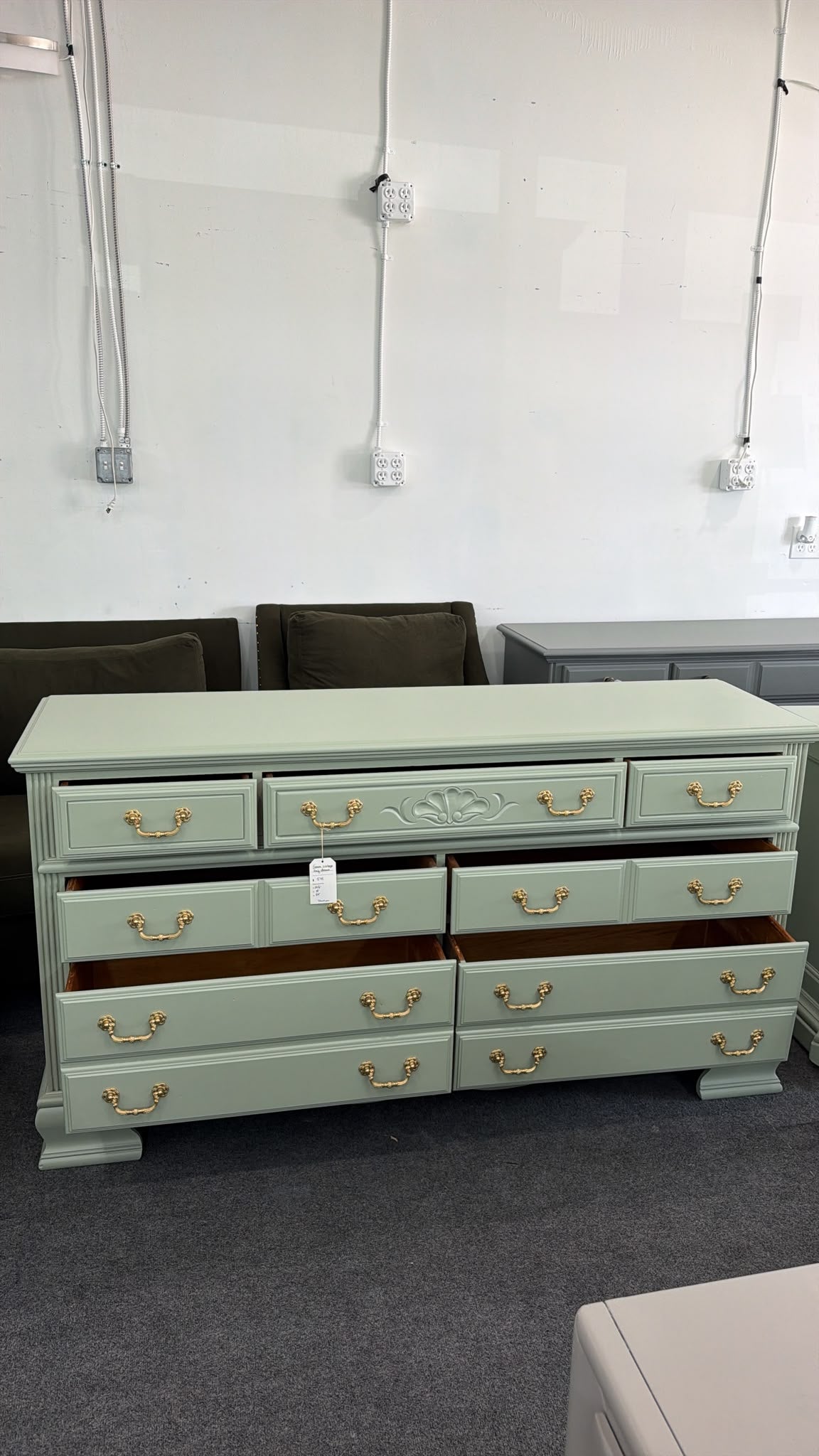 Green vintage 7 drawers dresser
