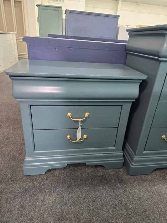Green e drawers nightstand