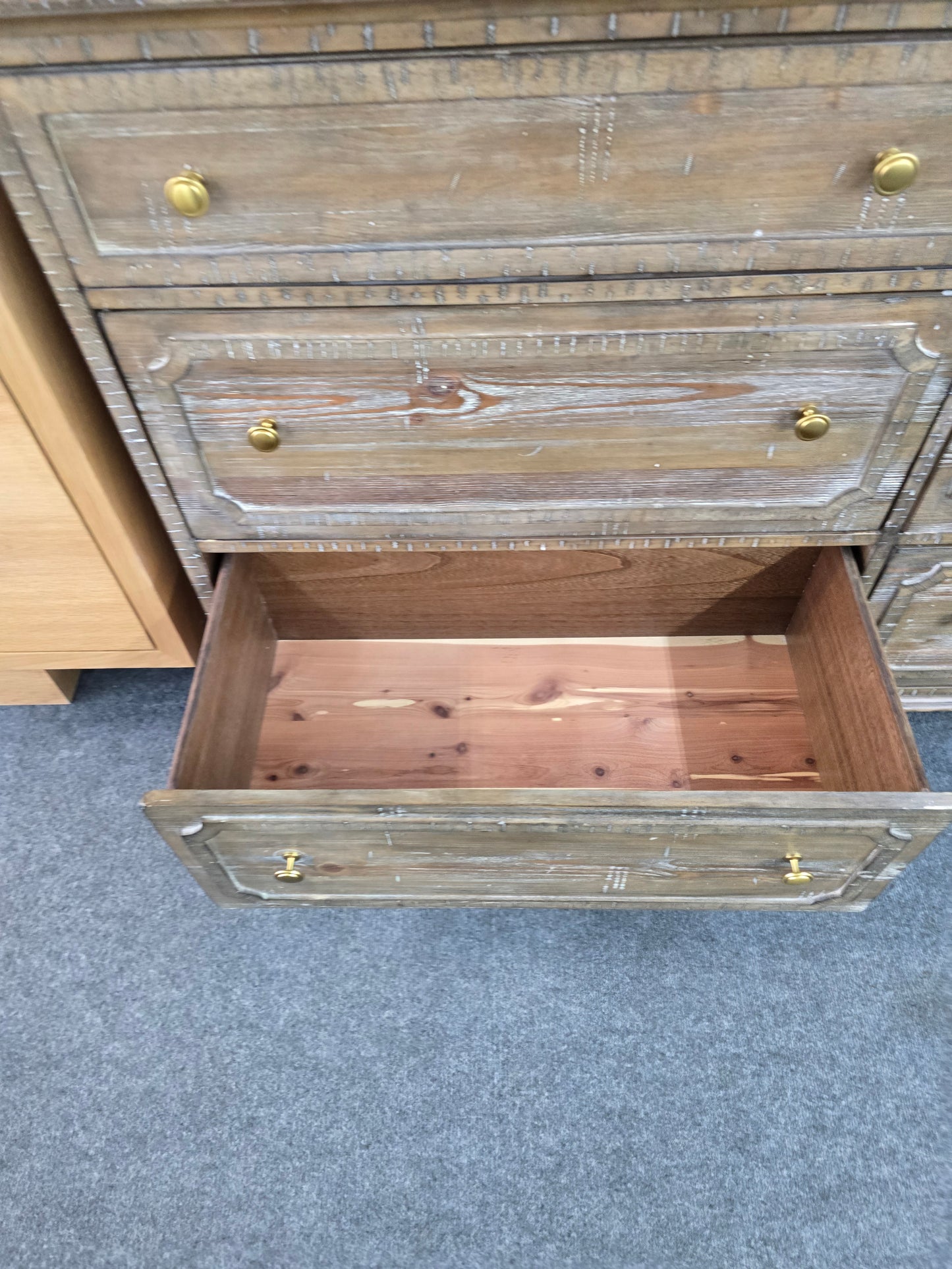 Rustic wood washed 6 drawers dresser