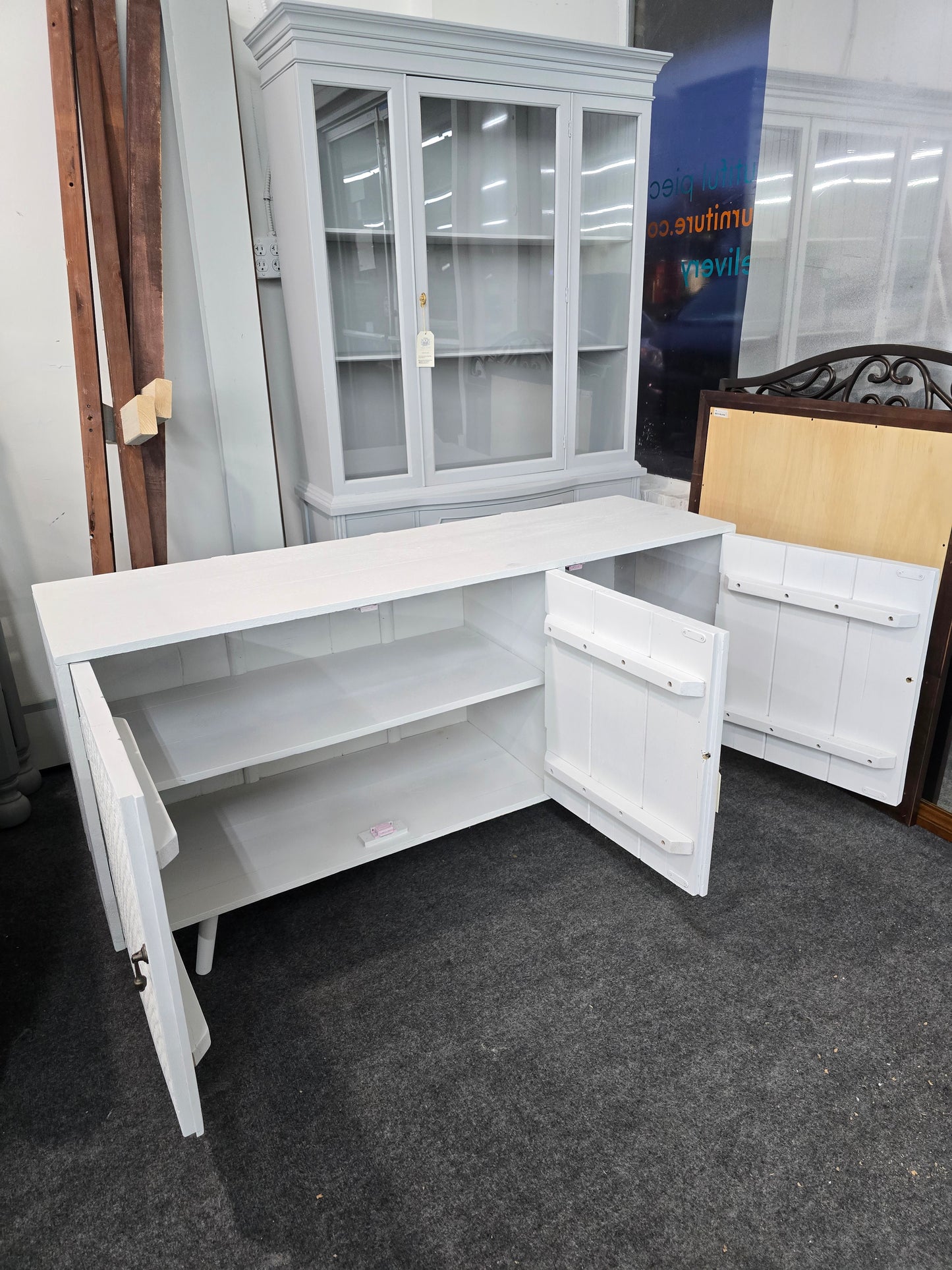 Rustic white lacquered cabinet