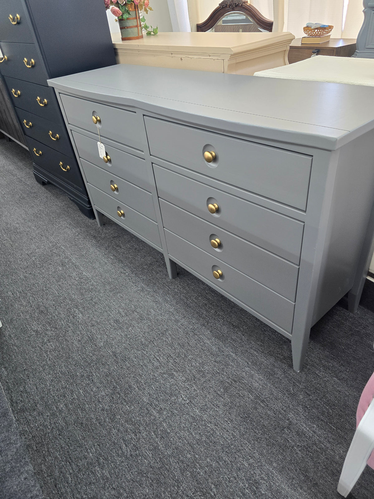 8 drawers gray dresser