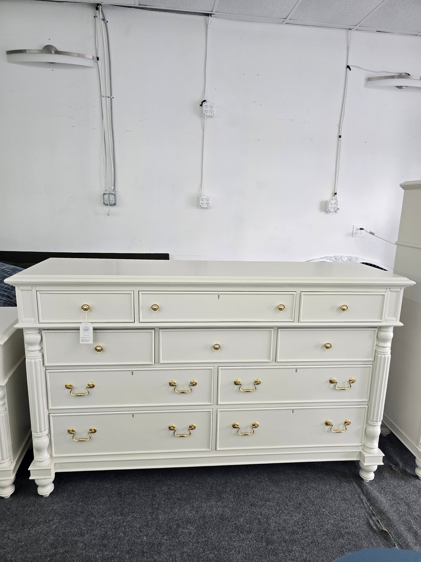 Pawama Jack solid wood cream lacquered dresser