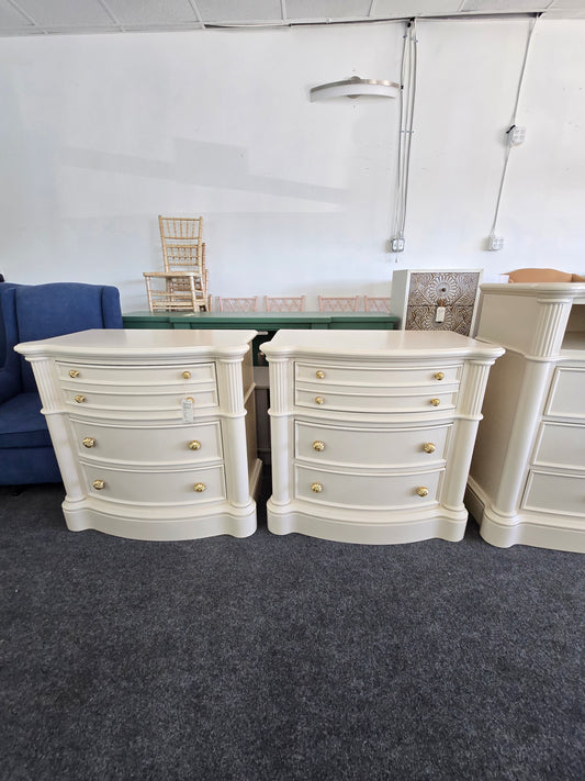 Gorgeous off white set of 2 nightstands