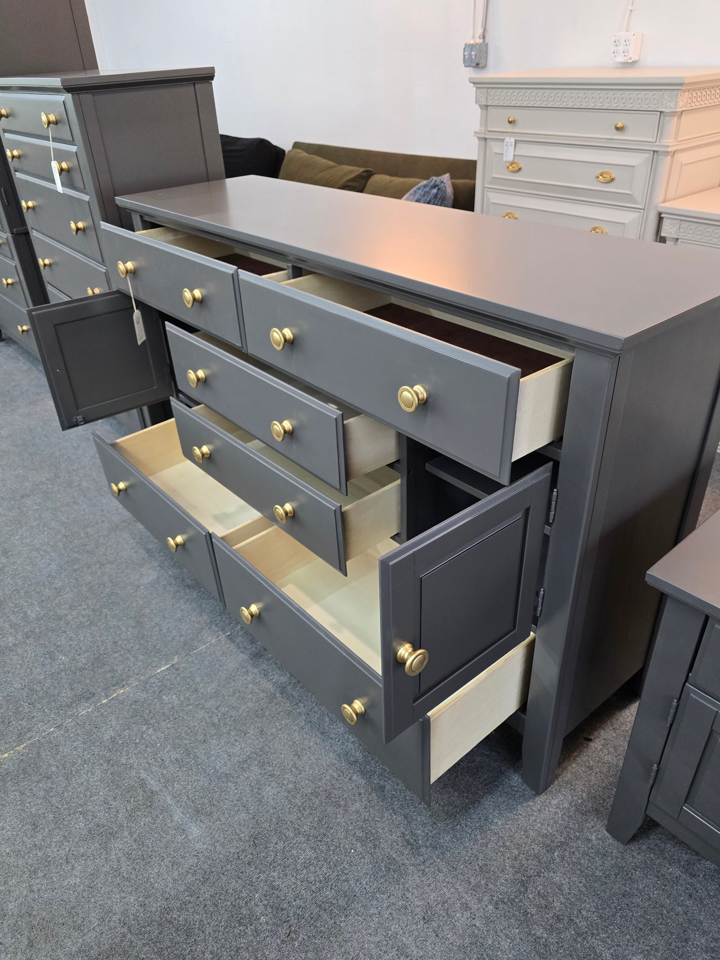 Graphite 6 drawers 2 doors big dresser