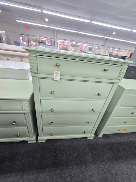 Super cute green 5 drawers tall chest