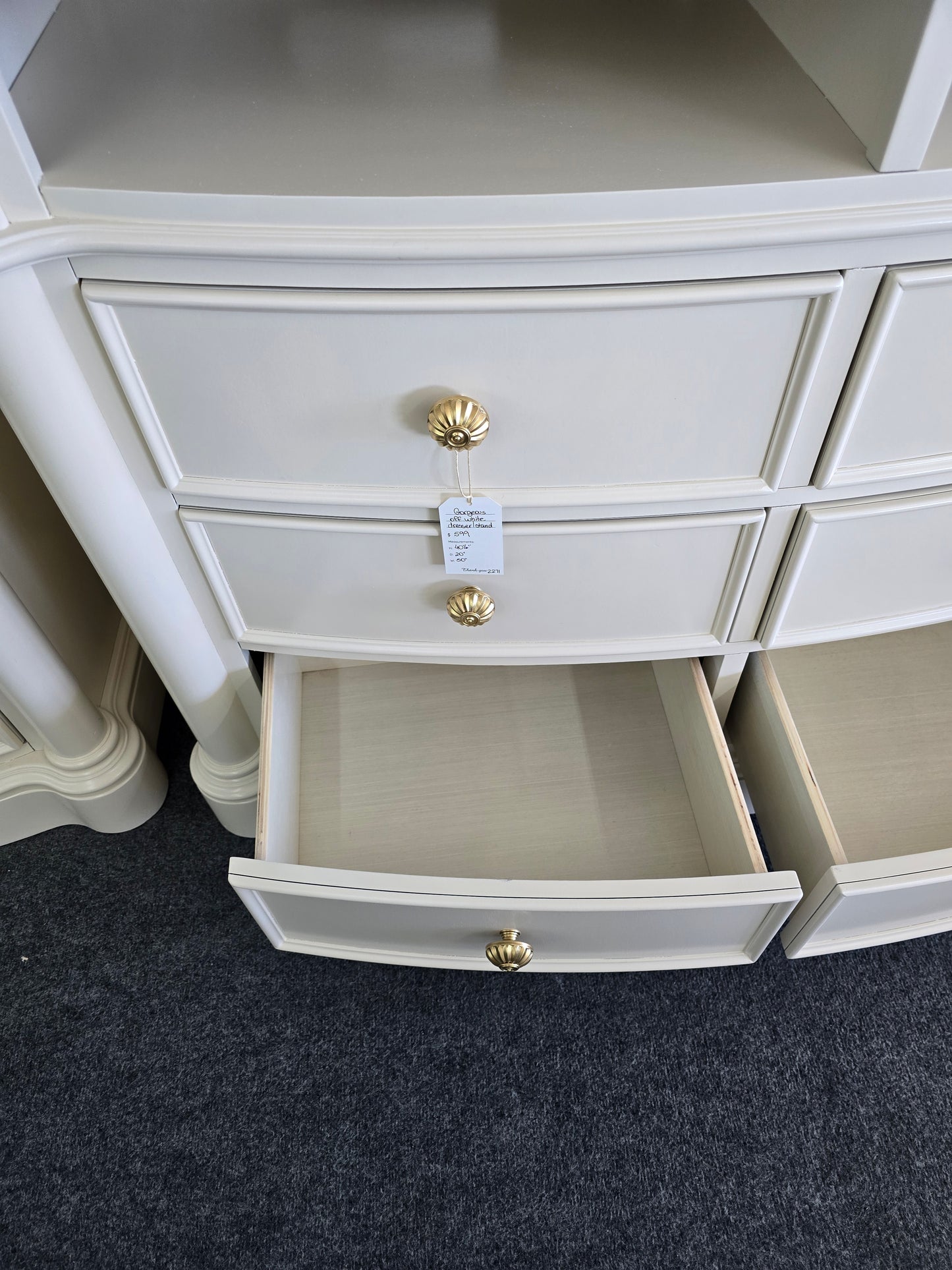 Gorgeous off white dresser / stand