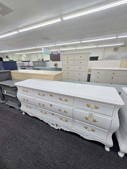 Century Louis XV french dresser