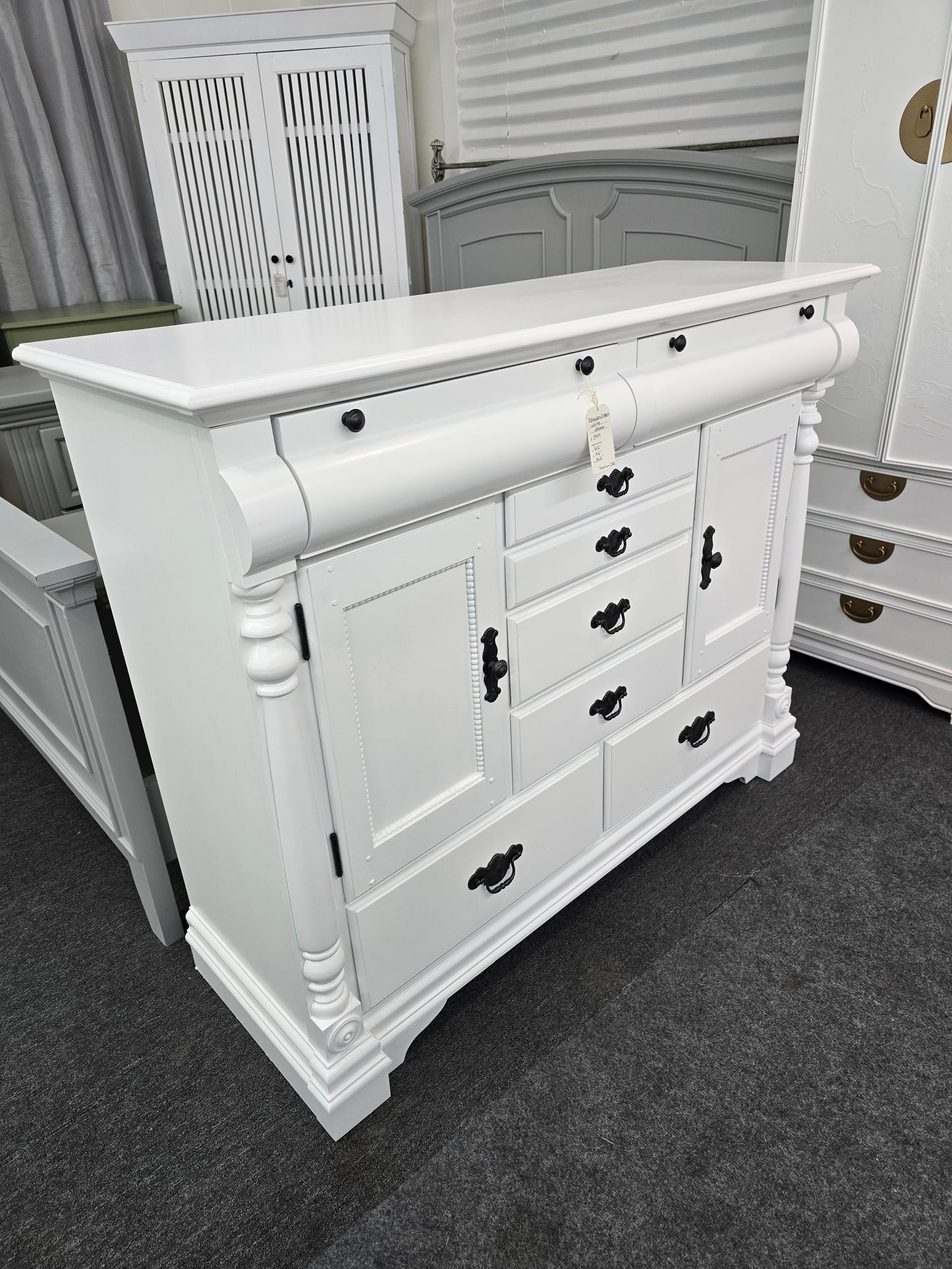 8 drawers 2 doors white  dresser