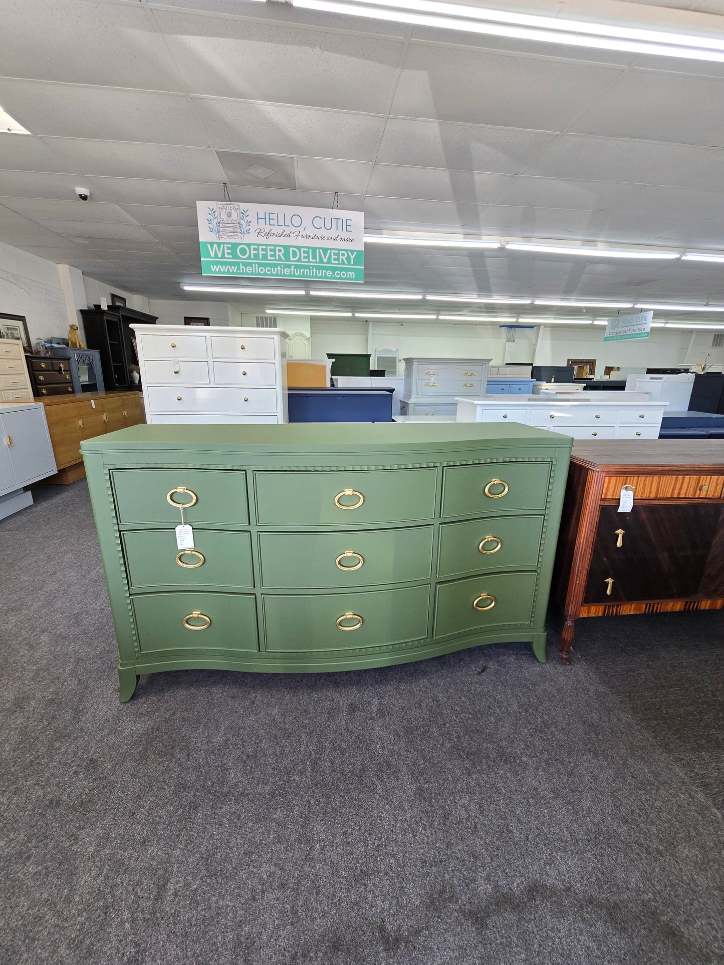 Universal secret garden solid wood dresser