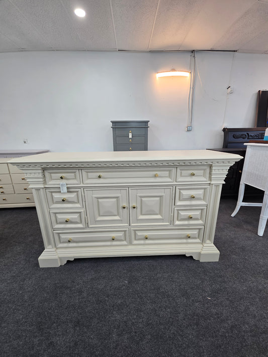 Gorgeous beige 9 drawers 2 doors dresser