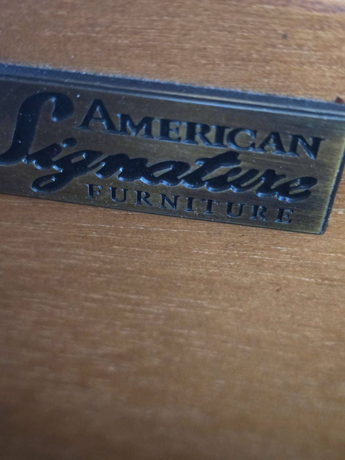 American signature light gray chest