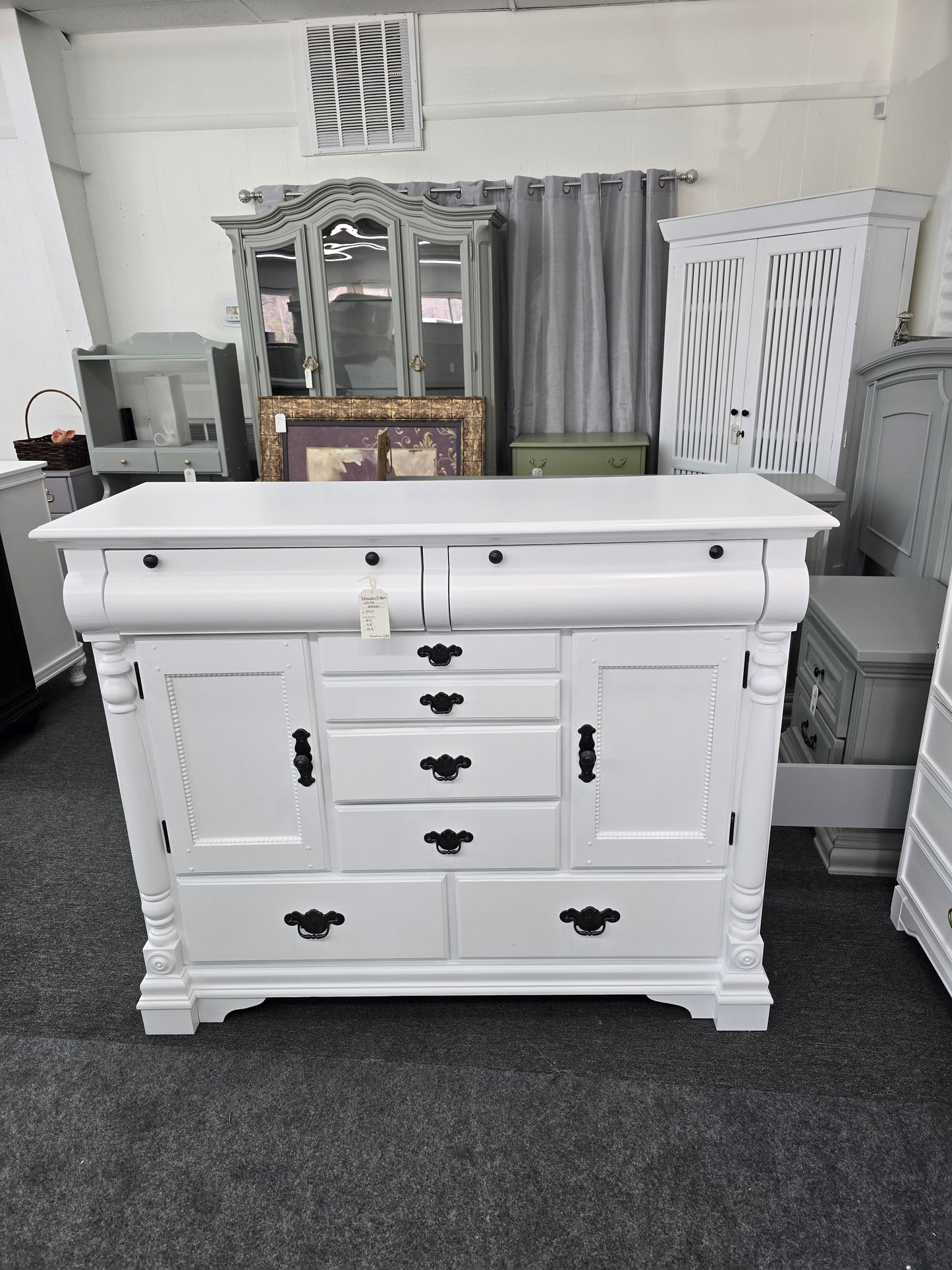 8 drawers 2 doors white  dresser