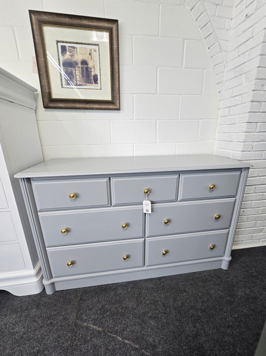 CAPRETTI solid wood gray dresser