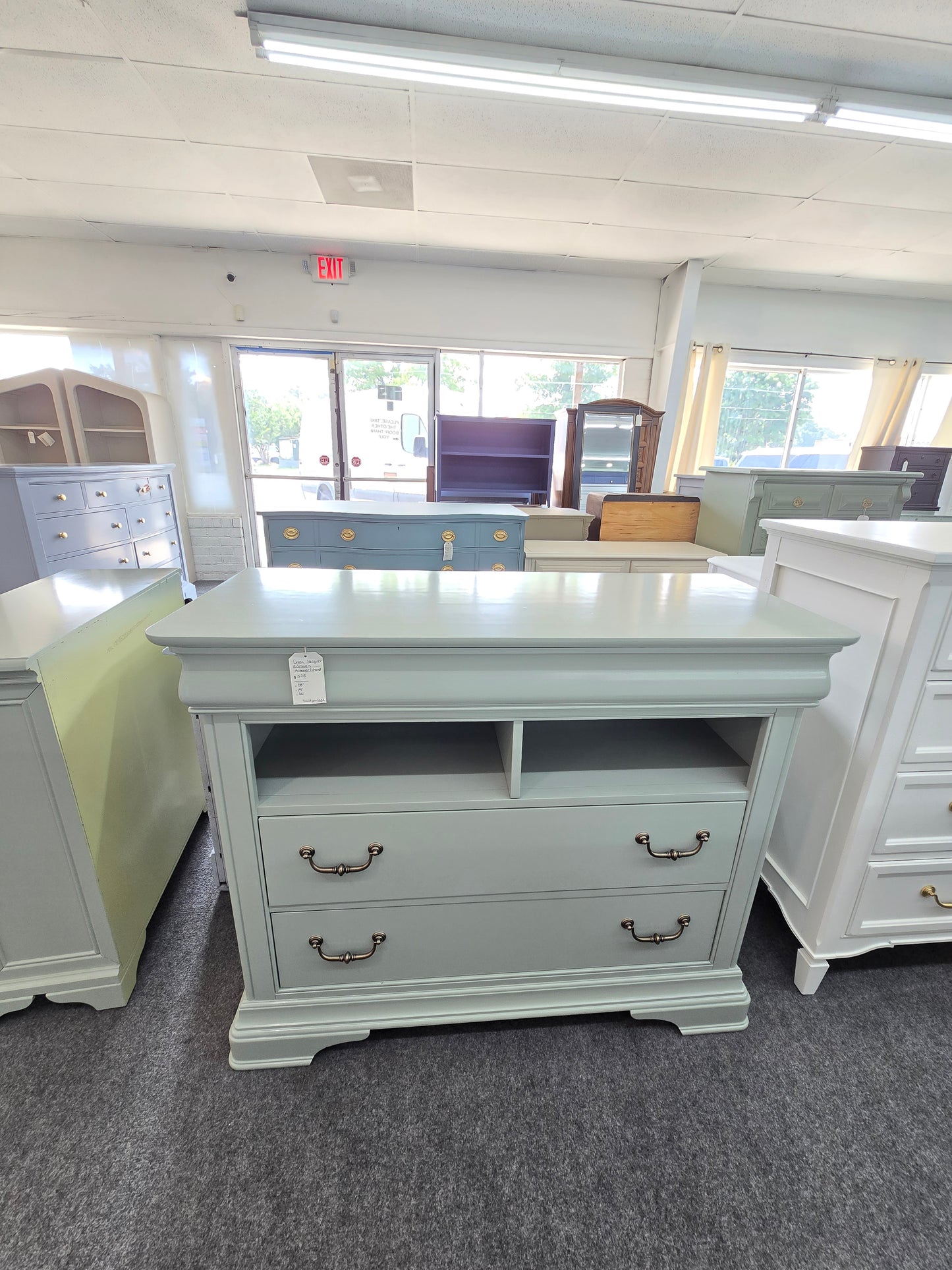 Minty green lacquered Havertys dresser/stand