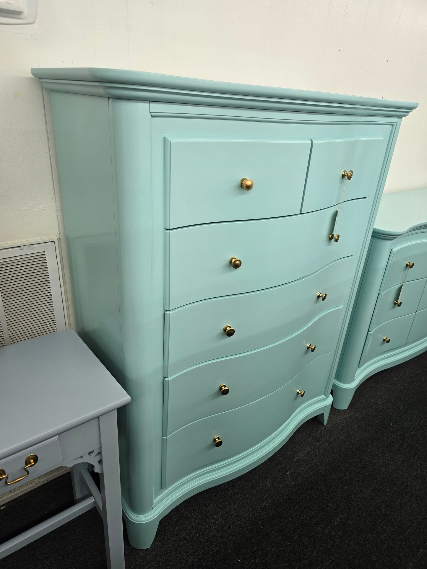 Solid wood blue Lacquered curved chest
