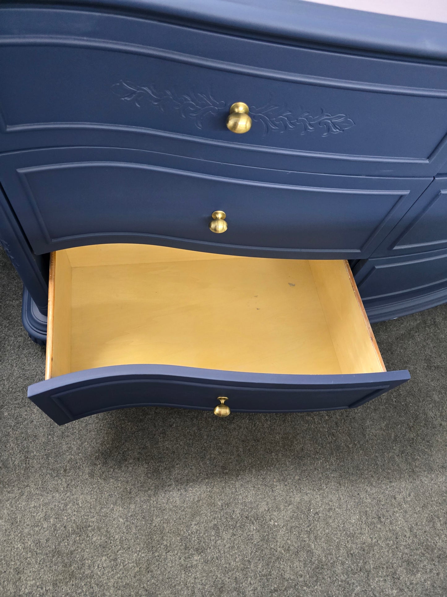 Super cute 6 drawers navy blu3 dresser