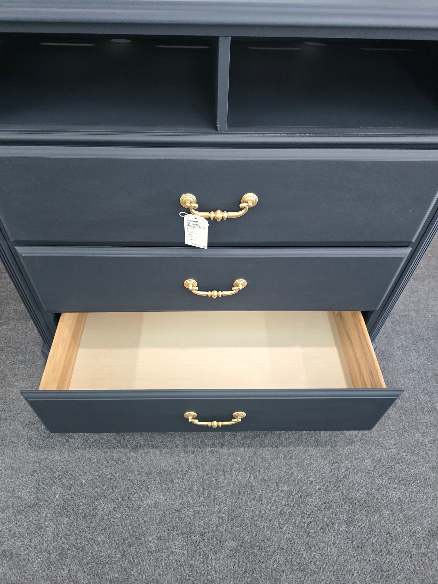 Inkwell 3 drawers dresser/stand