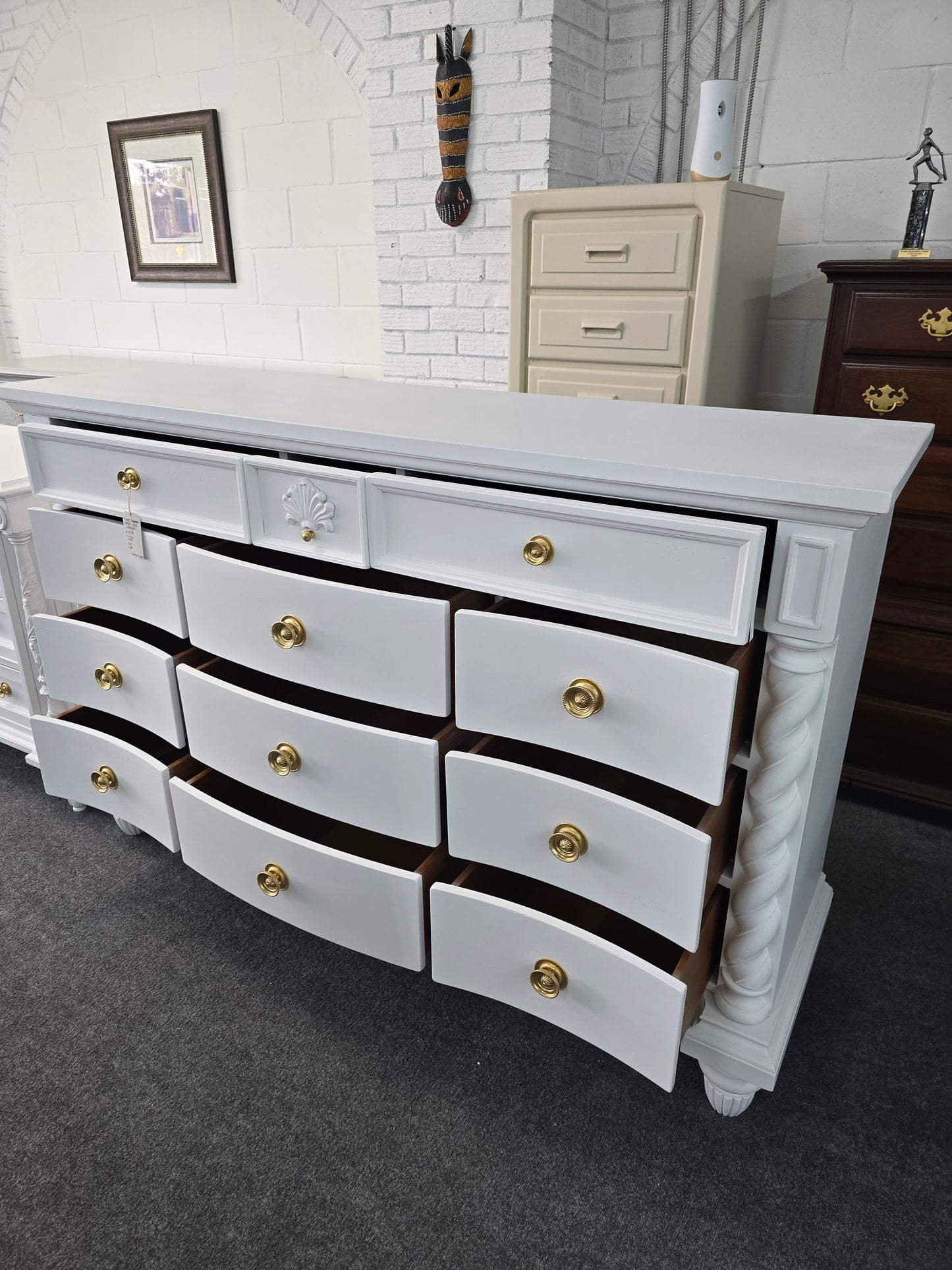Tommy Bahama white 12 drawers dresser
