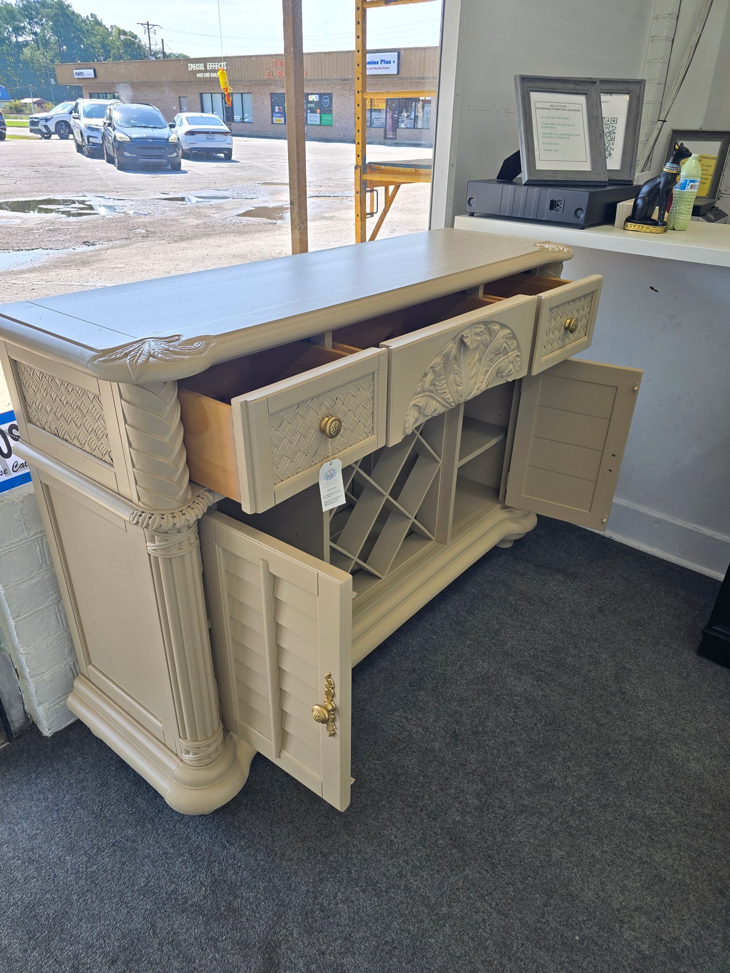 Tropical bamboo beige bar cabinet