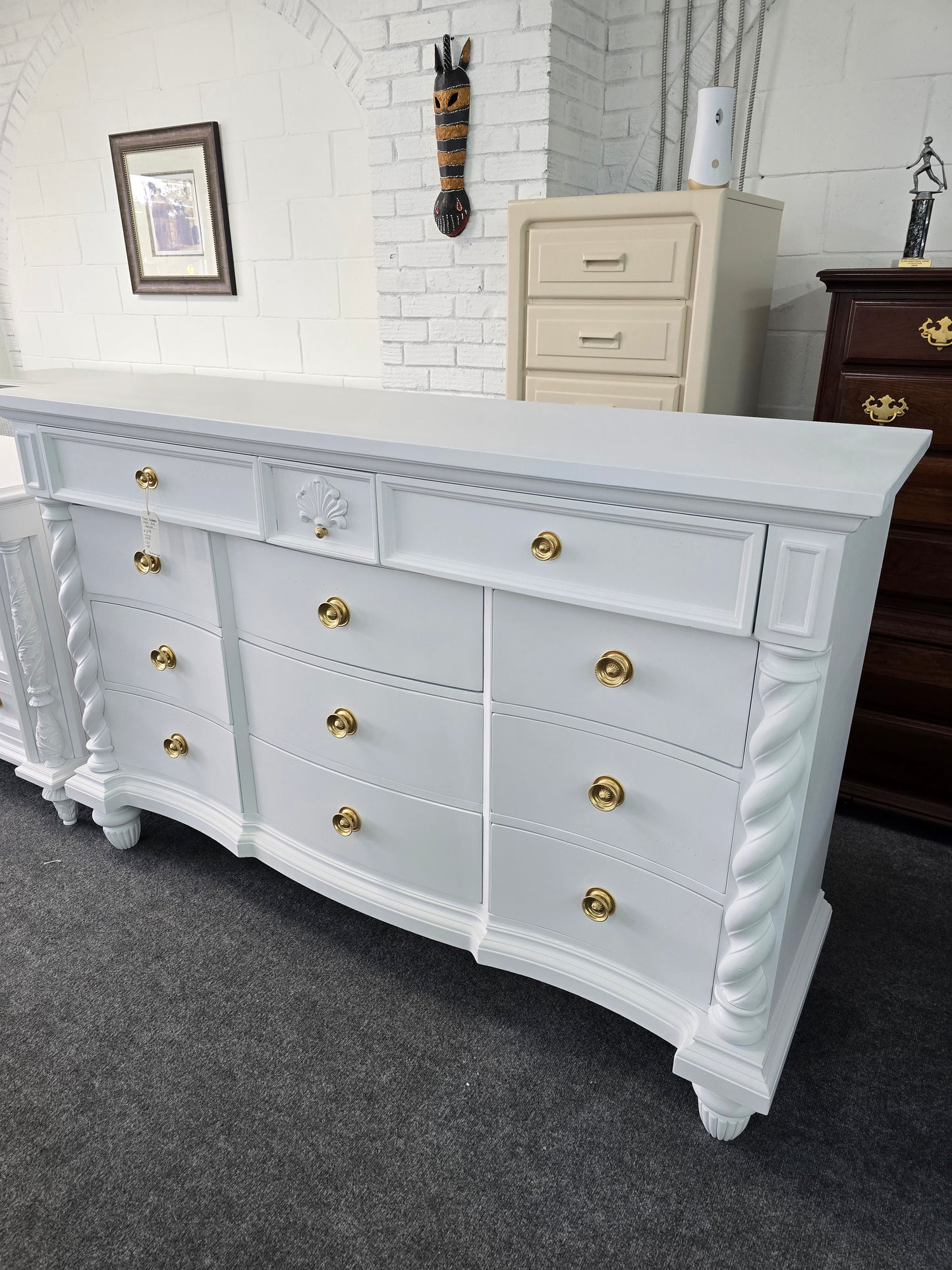 Tommy Bahama white 12 drawers dresser