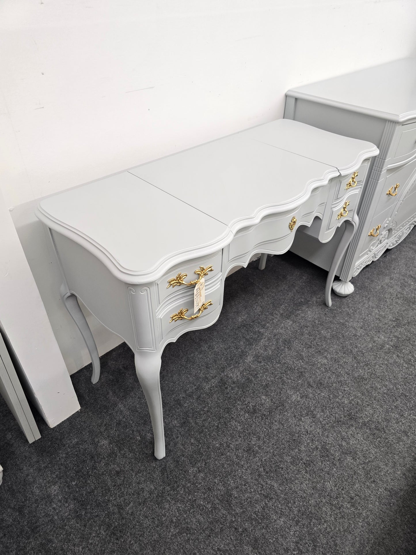 Solid wood french provincial blue Lacquered vanity