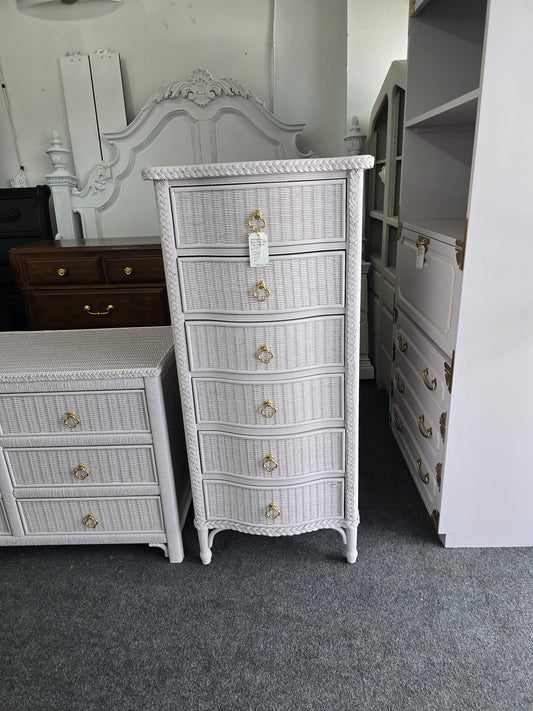 Lexington wicker pink lingerie chest