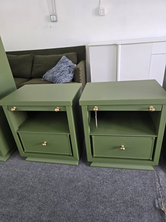 Solid wood MCM green pair of nightstands