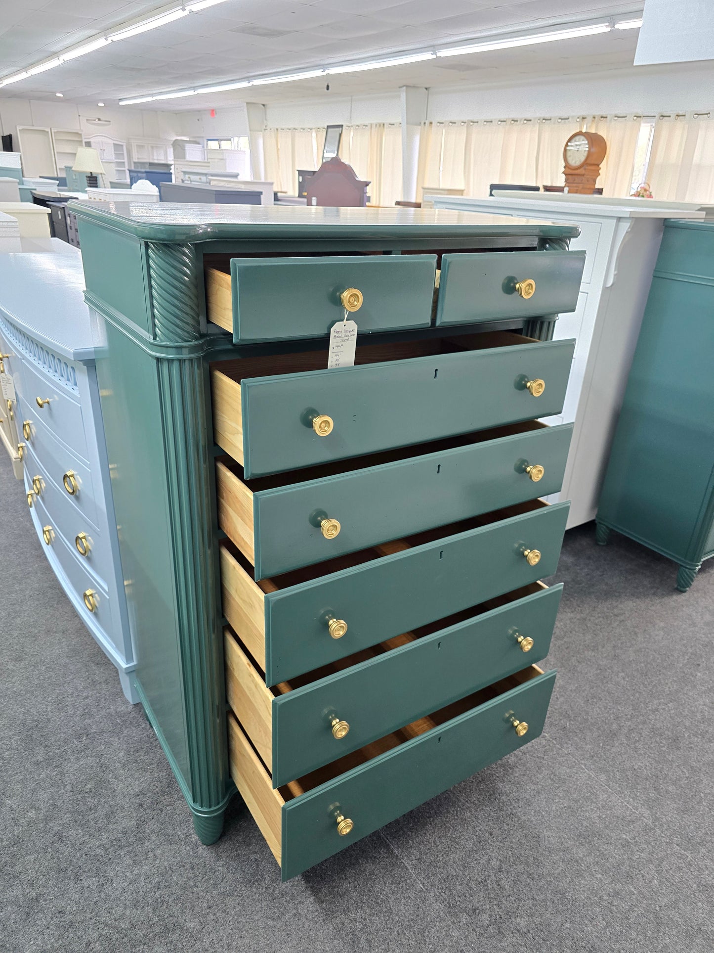 Mount Vernon green lacquered chest