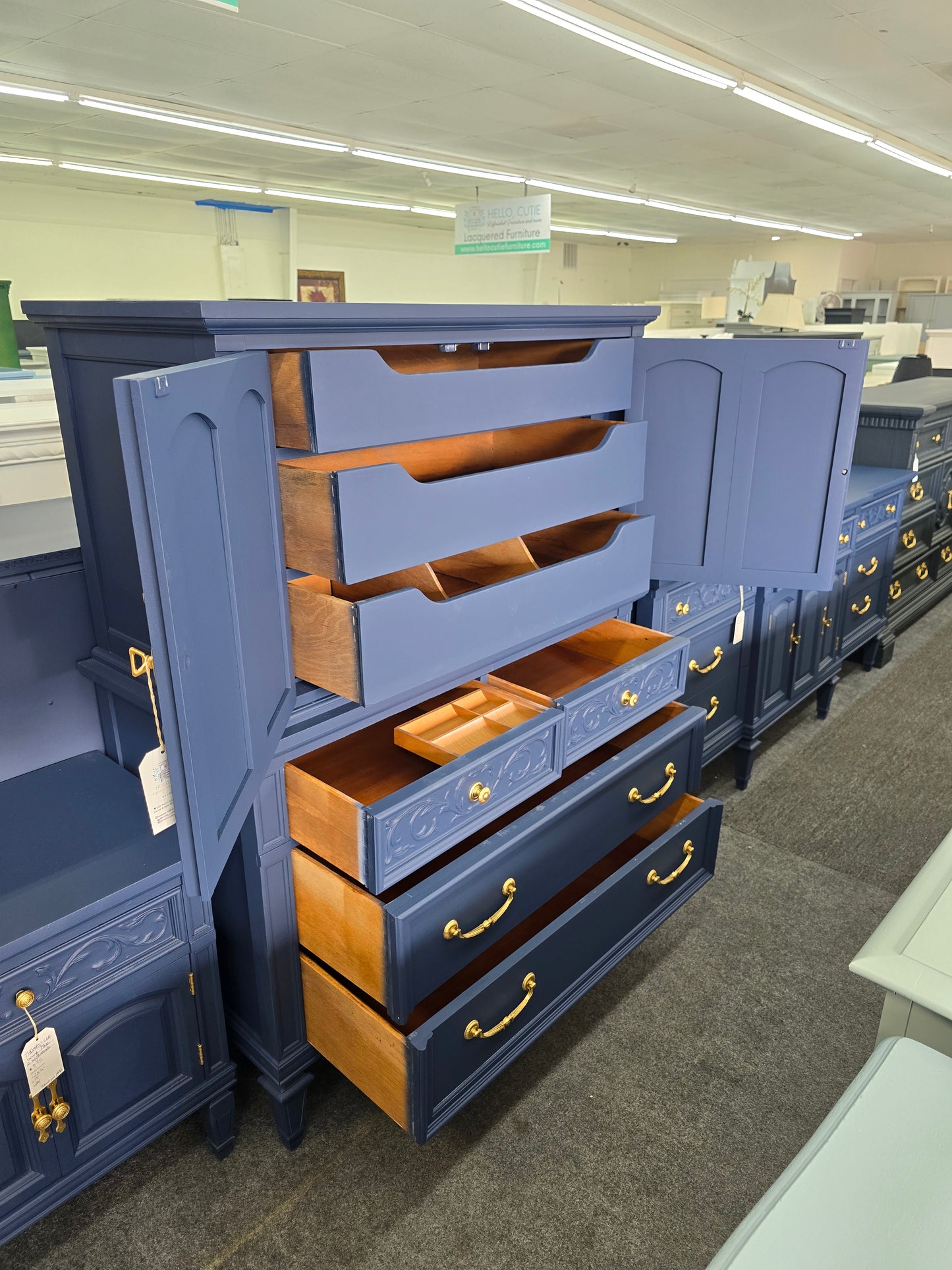 Thomasville navy blue Regency chest