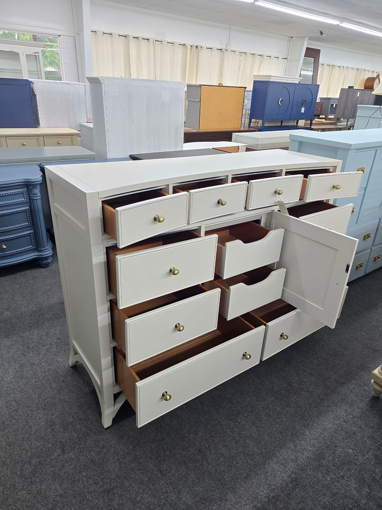 American signature off white dresser