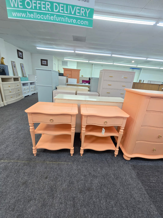 Stanley soft orange lacquered 2 nightstands