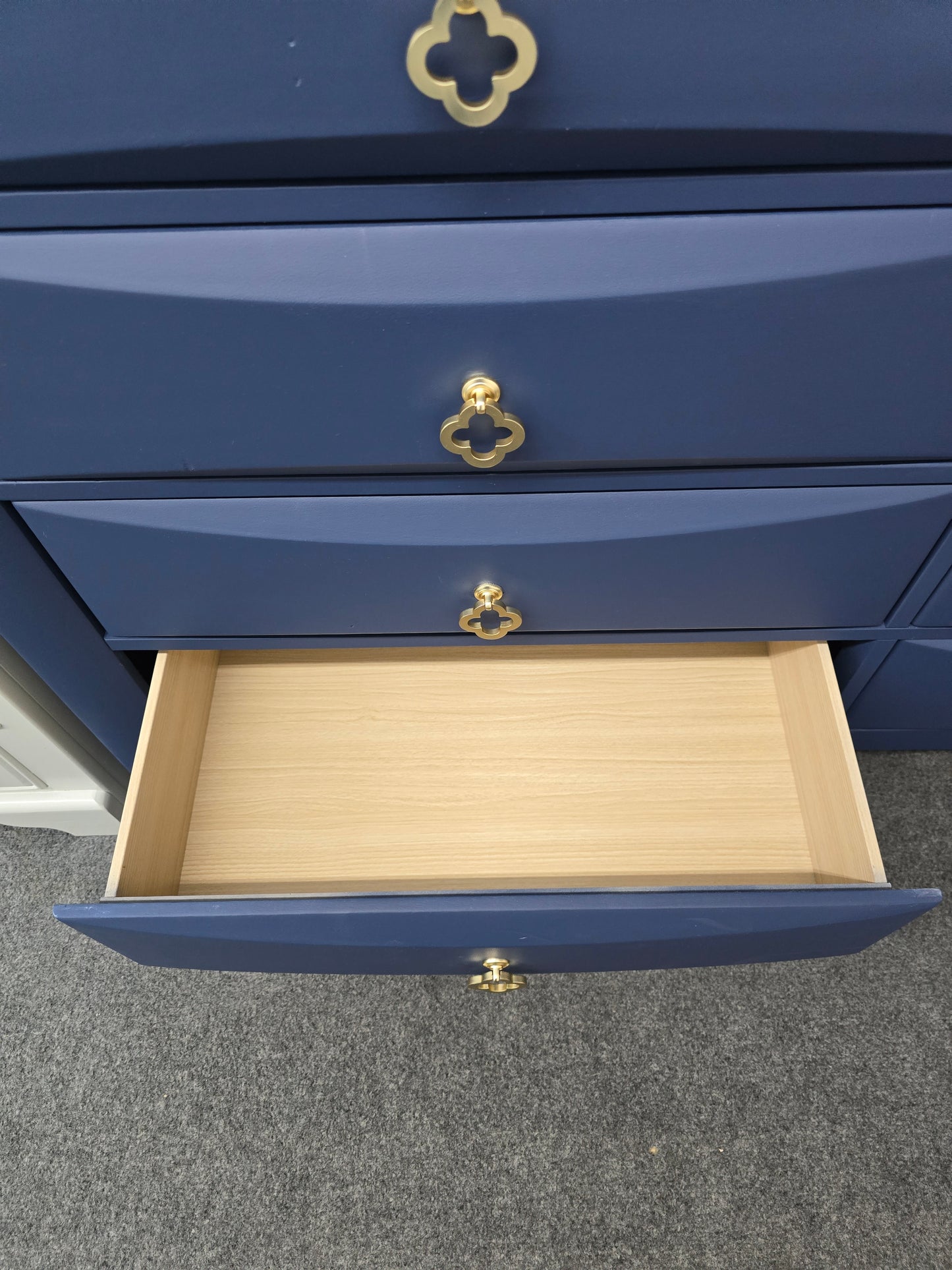 8 drawers navy blue dresser