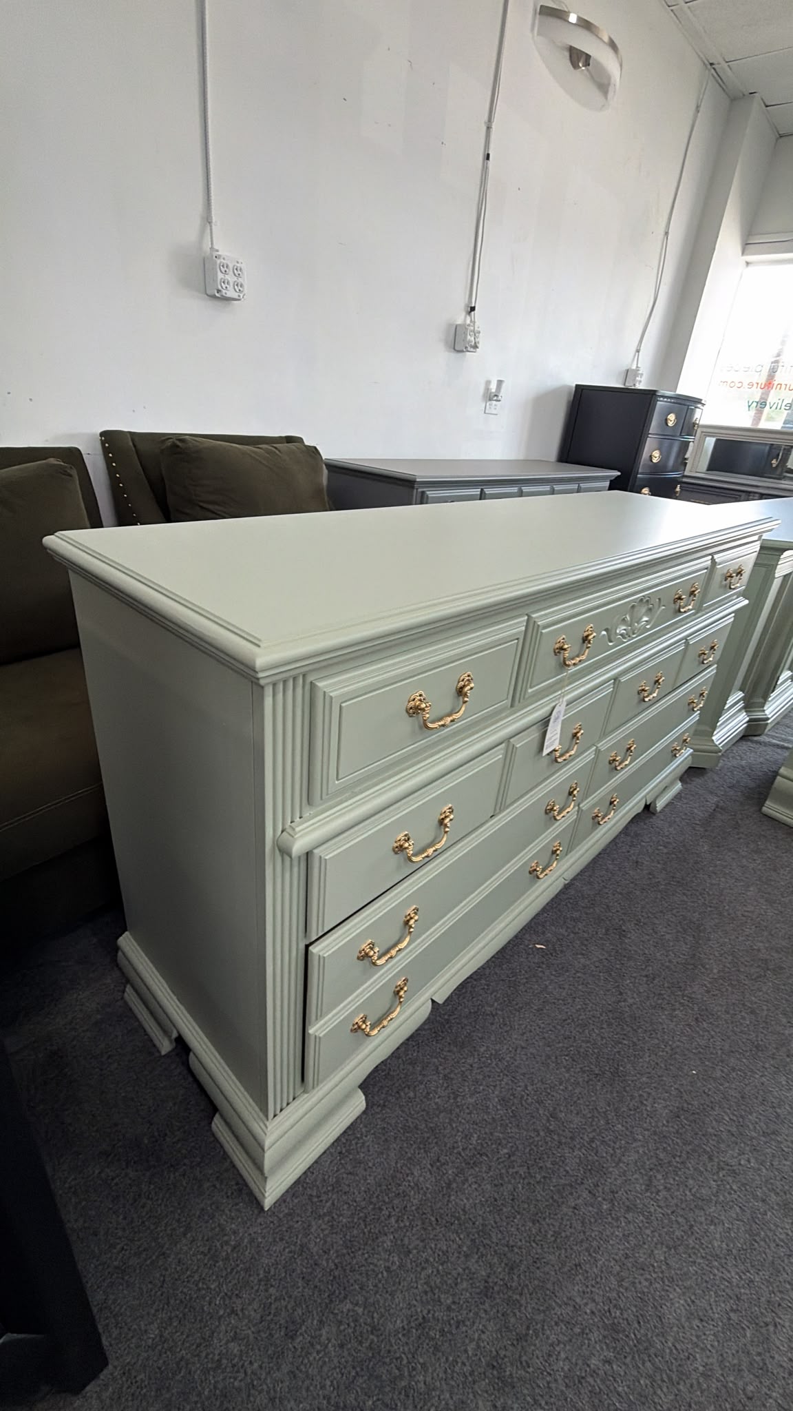 Green vintage 7 drawers dresser