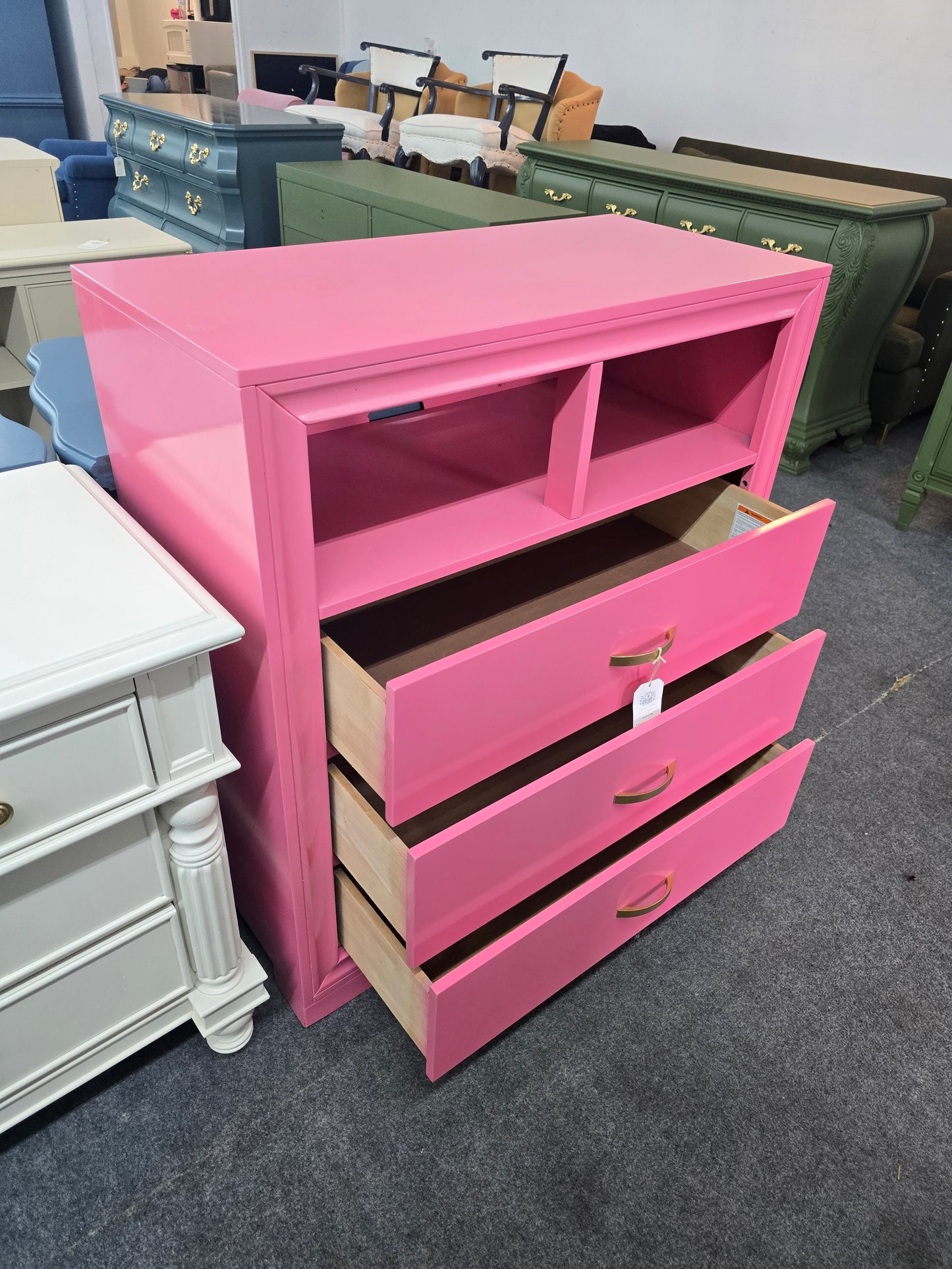 Super cute pink lacquered 3 drawers dresser