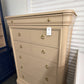 Beige lacquered cute  chest