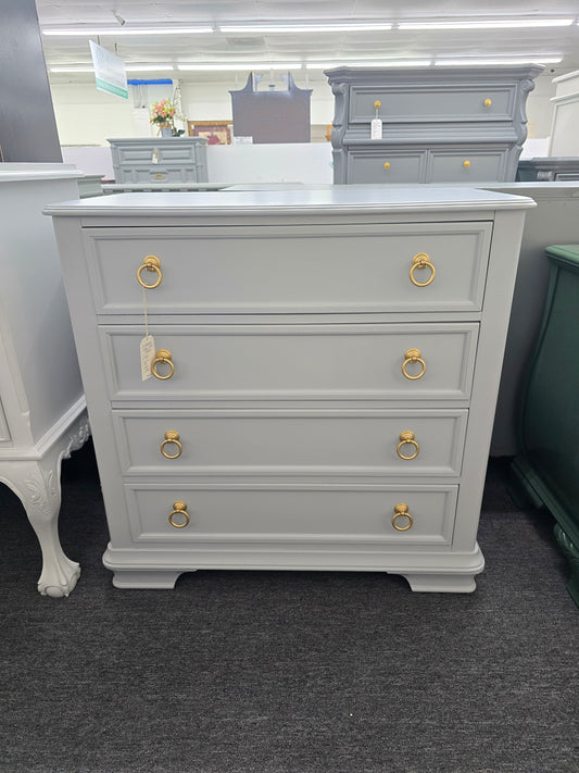 4 drawers gray chest
