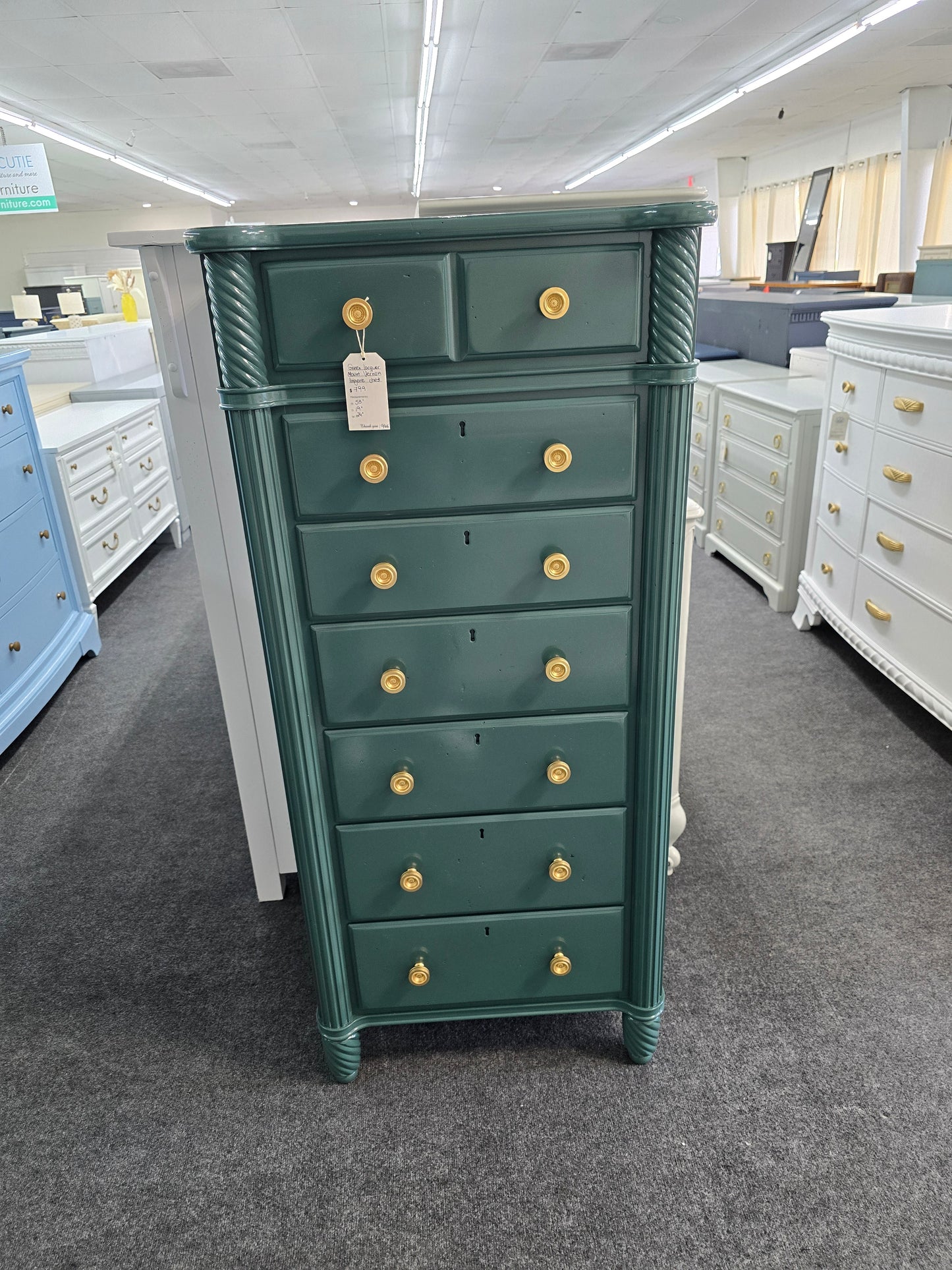 Mount Vernon green lacquered lingerie chest