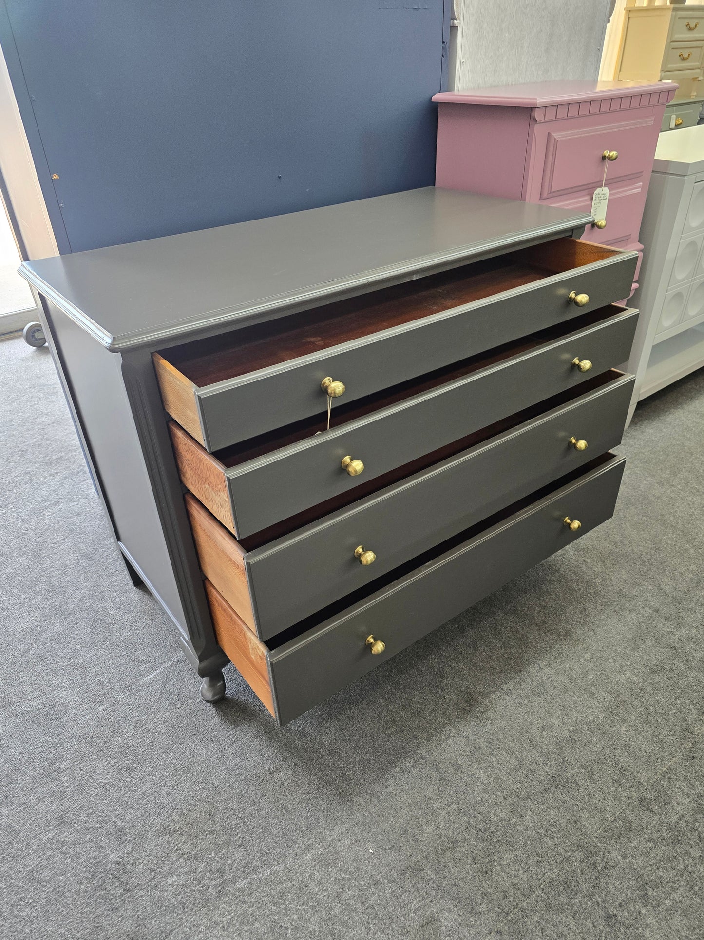 Solid wood 4 drawers graphite colored dresser
