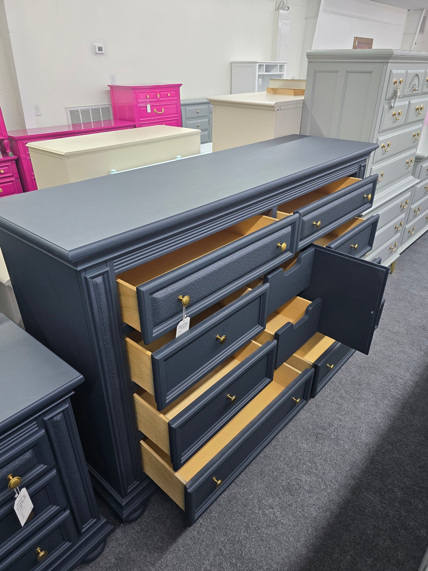Broyhill inkwell gorgeous dresser