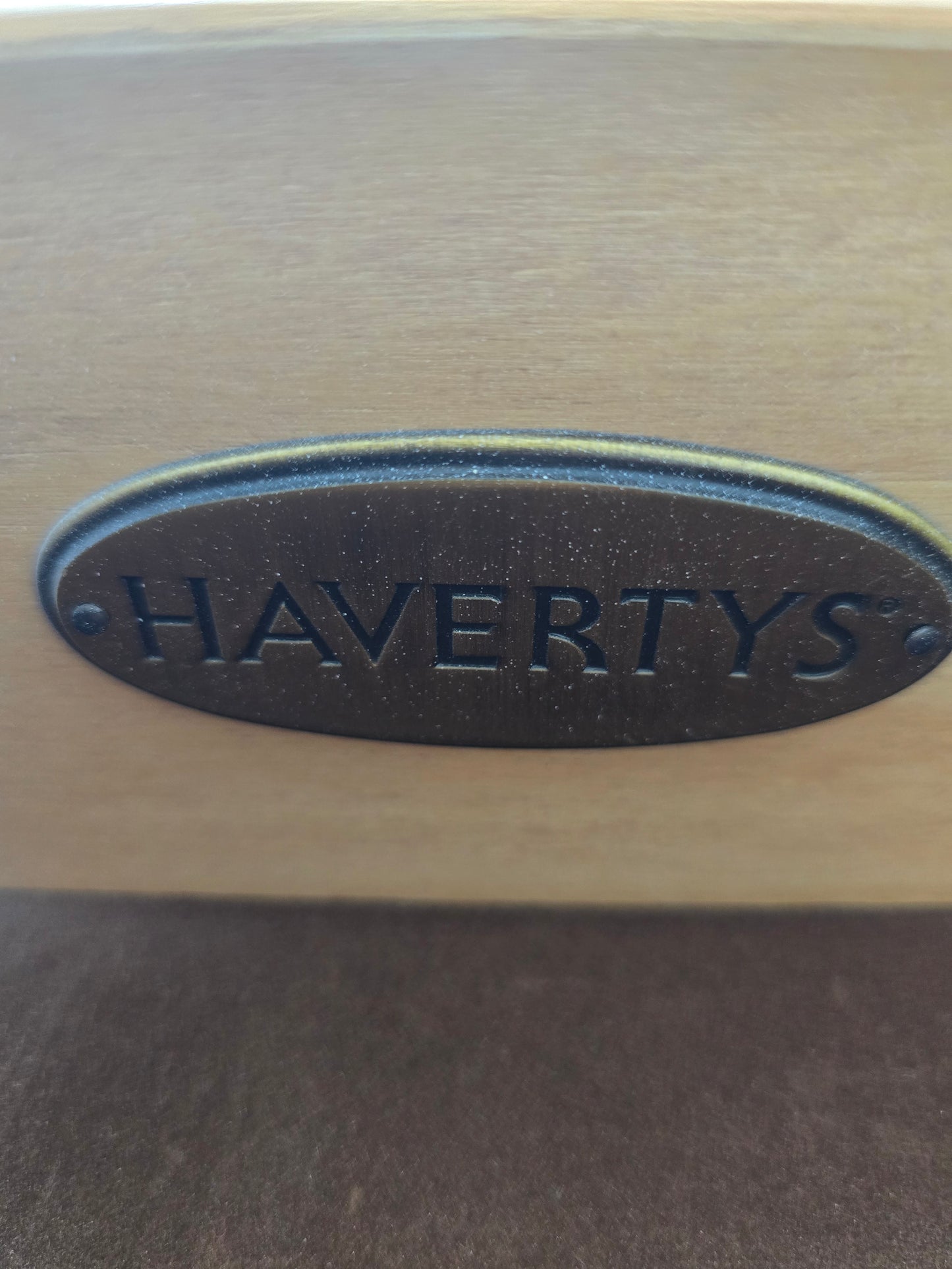 Havertys off white 6 drawers dresser