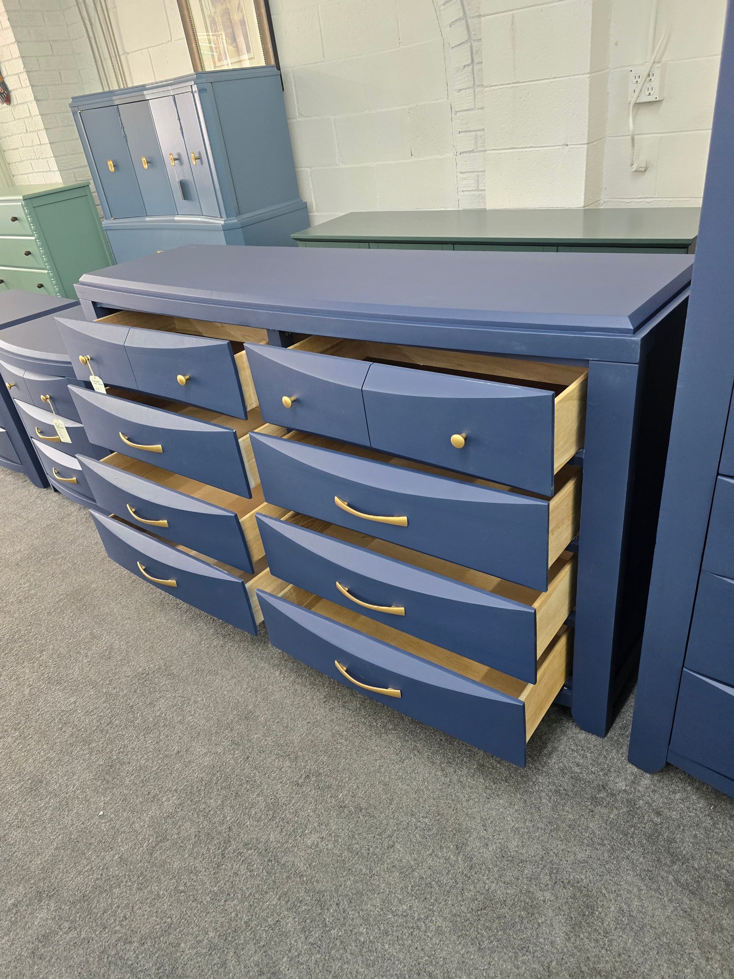 Naval 8 drawers dresser