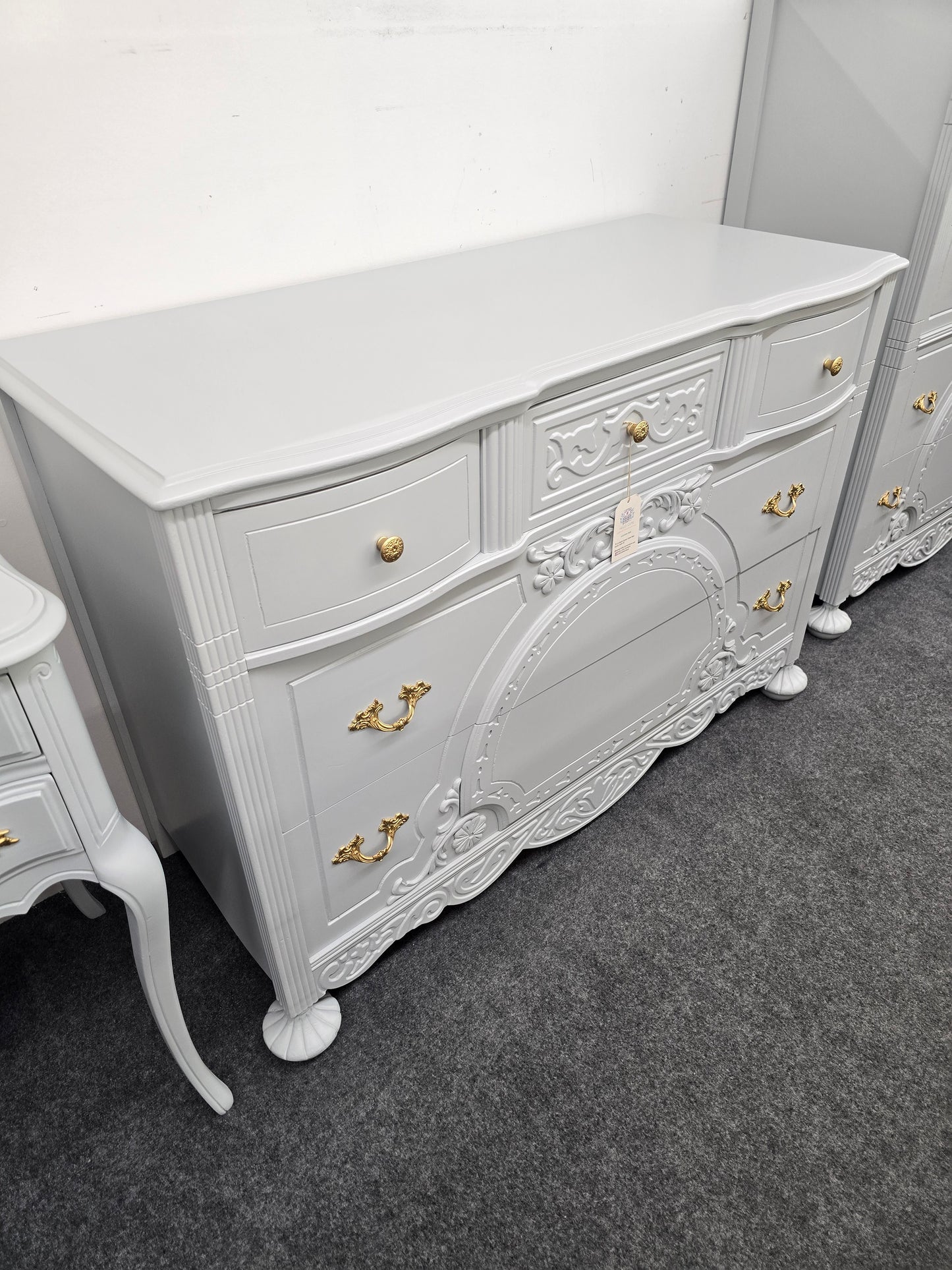 Antique blue Lacquered dresser